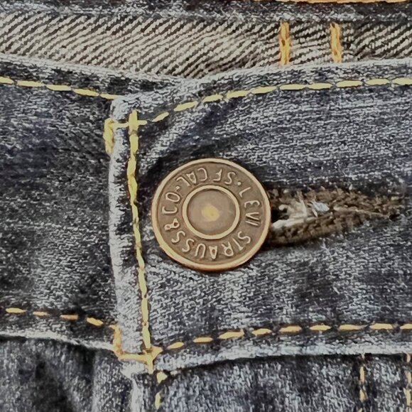 Levis 505 Mens Straight Fit Blue Jeans Size 38x30 Mid-Rise Denim Classic Casual - Picture 7 of 15